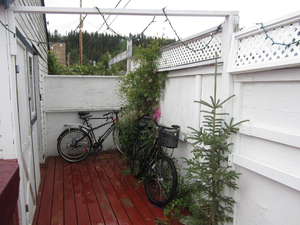 Casey'S Bed & Breakfast Whitehorse Oda fotoğraf