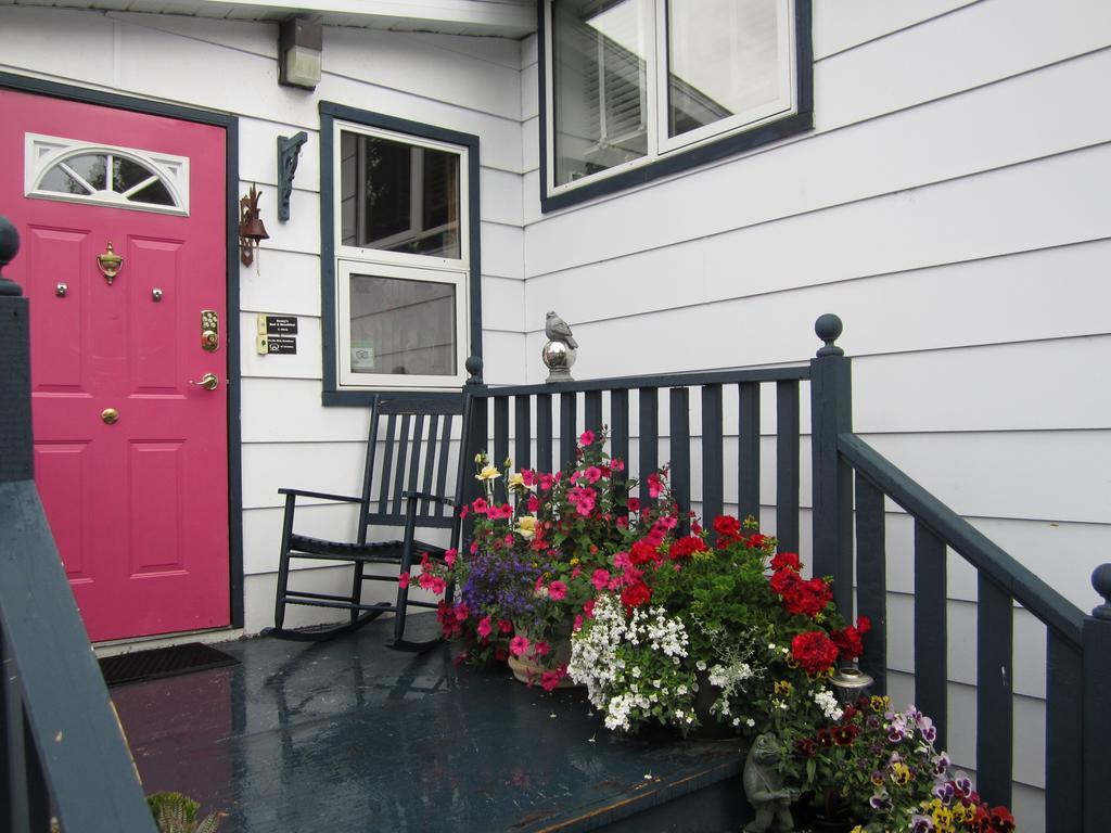 Casey'S Bed & Breakfast Whitehorse Oda fotoğraf