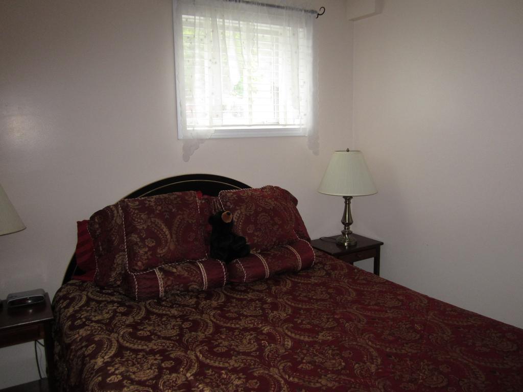 Casey'S Bed & Breakfast Whitehorse Oda fotoğraf