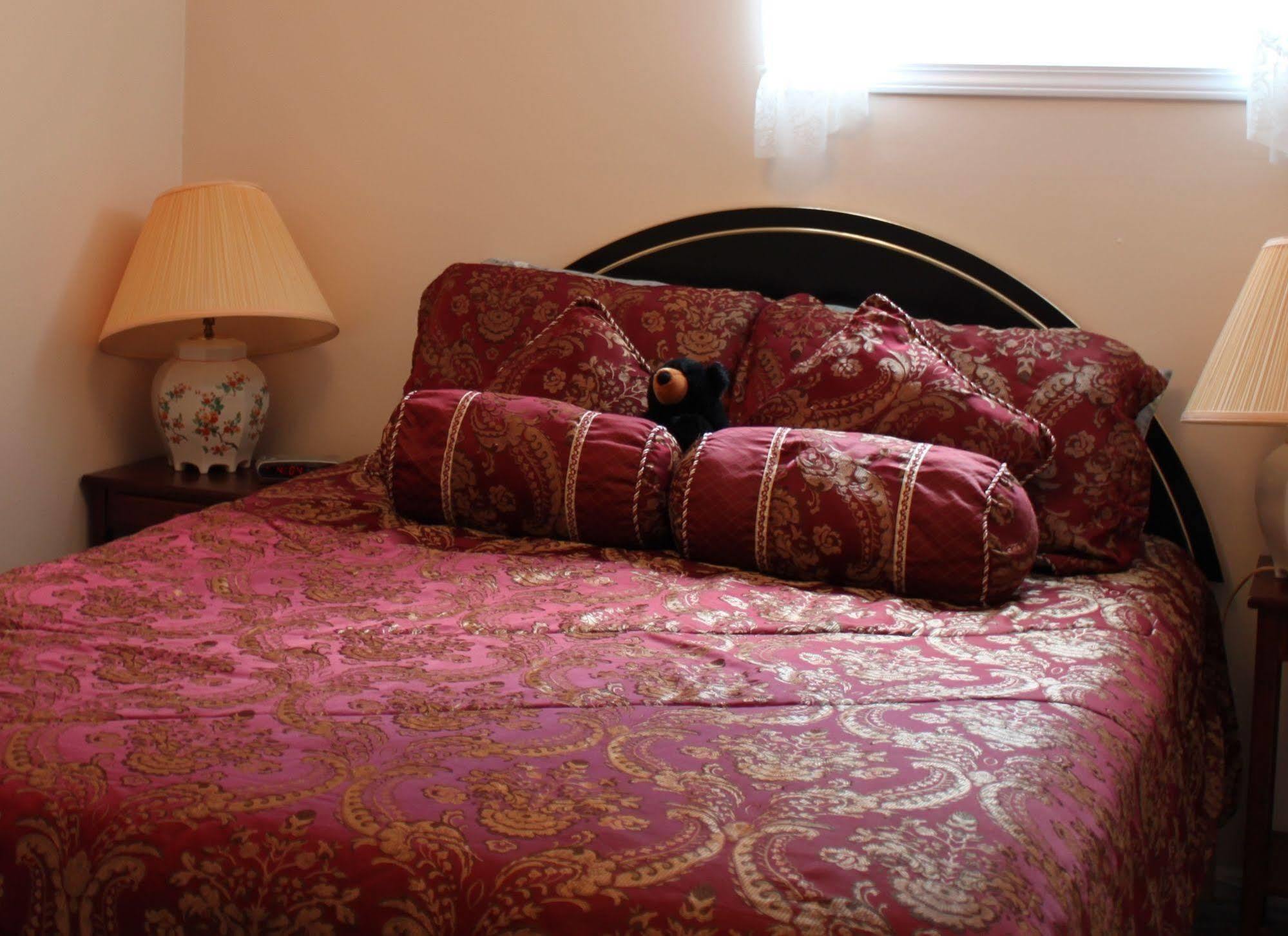 Casey'S Bed & Breakfast Whitehorse Dış mekan fotoğraf