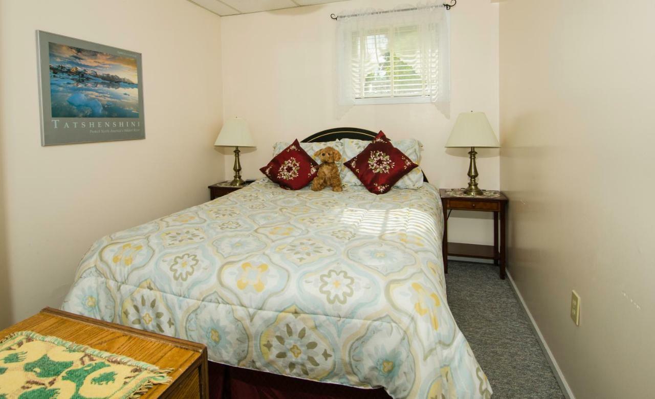Casey'S Bed & Breakfast Whitehorse Dış mekan fotoğraf